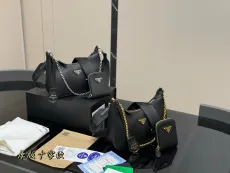 プラダバッグ PRADA 2025新作 hobo