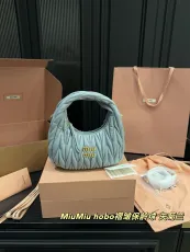 ミュウミュウバッグ Miu Miu 2025新作 ハンドバッグ