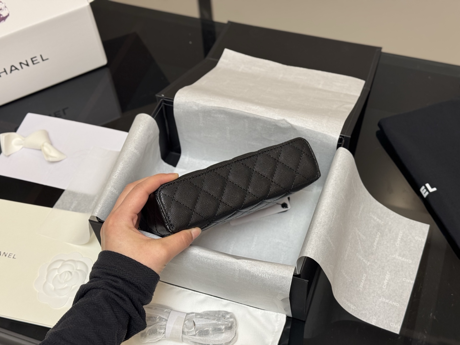 シャネルバッグ CHANEL 2025新作 ショルダーバッグ