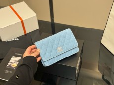 シャネルバッグ CHANEL 2025新作 ハンドバッグ