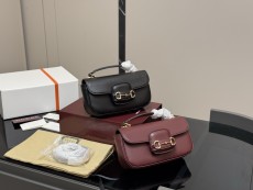 グッチバッグ GUCCI 2025新作 ハンドバッグ