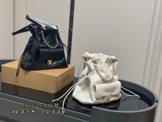 シャネルバッグ CHANEL 2025新作 トートバッグ