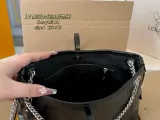 ルイヴィトンバッグ LOUIS VUITTON 2025新作 アンダーアームバッグ
