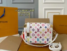 ルイヴィトンバッグ LOUIS VUITTON 2025新作 パケット