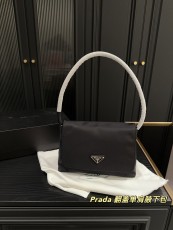 プラダバッグ PRADA 2025新作 アンダーアームバッグ