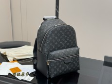 ルイヴィトンバッグ LOUIS VUITTON 2025新作 バックパック