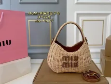 ミュウミュウバッグ Miu Miu 2025新作 ストローバッグ