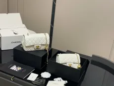 シャネルバッグ CHANEL 2025新作 パケット
