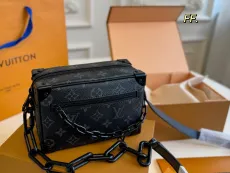 ルイヴィトンバッグ LOUIS VUITTON 2025新作 チェーンバッグ