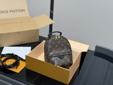 ルイヴィトンバッグ LOUIS VUITTON 2025新作 バックパック