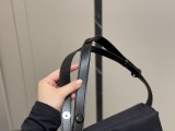 プラダバッグ PRADA 2025新作 メッセンジャーバッグ