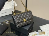 シャネルバッグ CHANEL 2025新作 ハンドチェーンバッグ