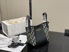 ディオールバッグ DIOR 2025新作 バケットバッグ