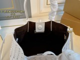 ボッテガヴェネタバッグ BOTTEGA VENETA 2025新作 トートバッグ
