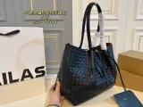 ボッテガヴェネタバッグ BOTTEGA VENETA 2025新作 トートバッグ
