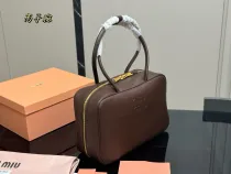 ミュウミュウバッグ Miu Miu 2025新作 ブリーフケース
