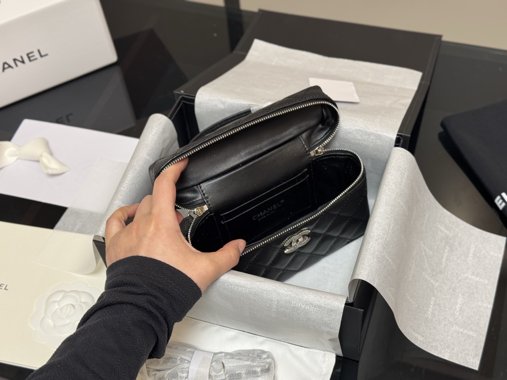 シャネルバッグ CHANEL 2025新作 ショルダーバッグ