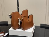 セリーヌバッグ CELINE 2025新作 トートバッグ