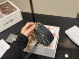 ディオールバッグ DIOR 2025新作 クロスボディバッグ