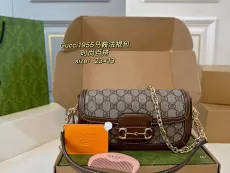 グッチバッグ GUCCI 2025新作 アンダーアームバッグ
