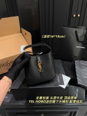 サンローランバッグ Yves Saint Laurent 2025新作 バケットバッグ