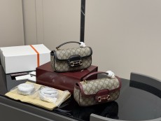 グッチバッグ GUCCI 2025新作 ハンドバッグ