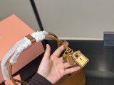 ミュウミュウバッグ Miu Miu 2025新作 ブリーフケース