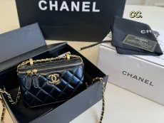 シャネルバッグ CHANEL 2025新作 パケット