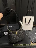 シャネルバッグ CHANEL 2025新作 アンダーアームバッグ