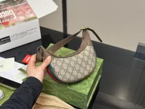 グッチバッグ GUCCI 2025新作 アンダーアームバッグ