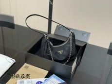 プラダバッグ PRADA 2025新作 アンダーアームバッグ