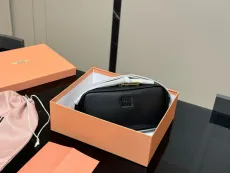 ミュウミュウバッグ Miu Miu 2025新作 バゲット