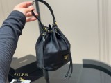 プラダバッグ PRADA 2025新作 バケットバッグ