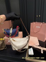 ミュウミュウバッグ Miu Miu 2025新作 パケット ミュウミュウバッグ Miu Miu 2025新作 パケット