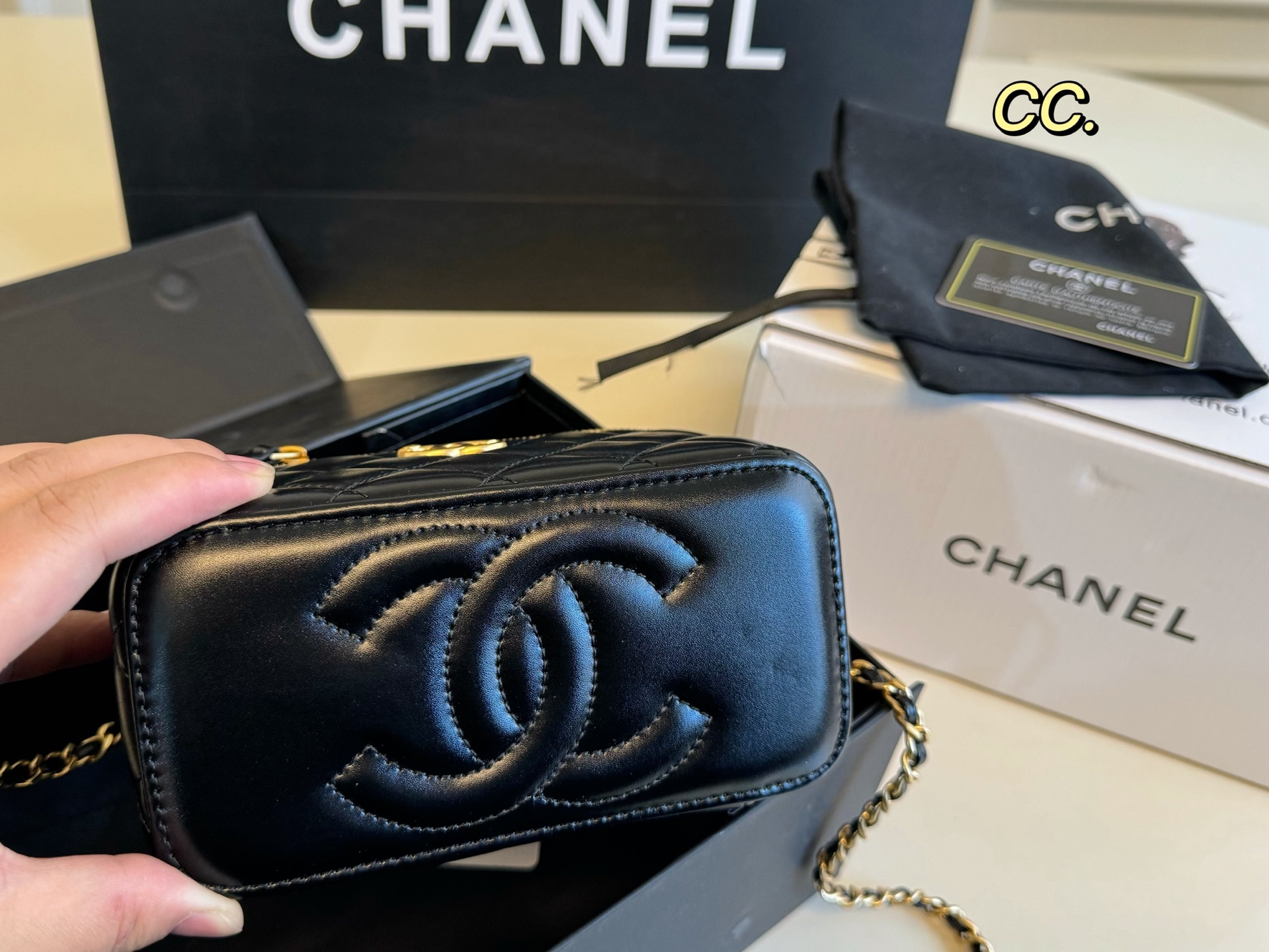 シャネルバッグ CHANEL 2025新作 パケット