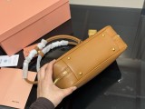 ミュウミュウバッグ Miu Miu 2025新作 ブリーフケース