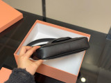 ミュウミュウバッグ Miu Miu 2025新作 クロスボディバッグ