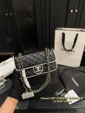 シャネルバッグ CHANEL 2025新作 チェーンバッグ