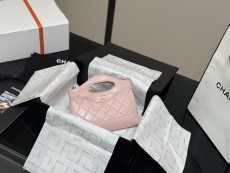 シャネルバッグ CHANEL 2025新作 ハンドバッグ