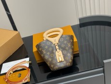 ルイヴィトンバッグ LOUIS VUITTON 2025新作 バケットバッグ