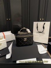 シャネルバッグ CHANEL 2025新作 パケット