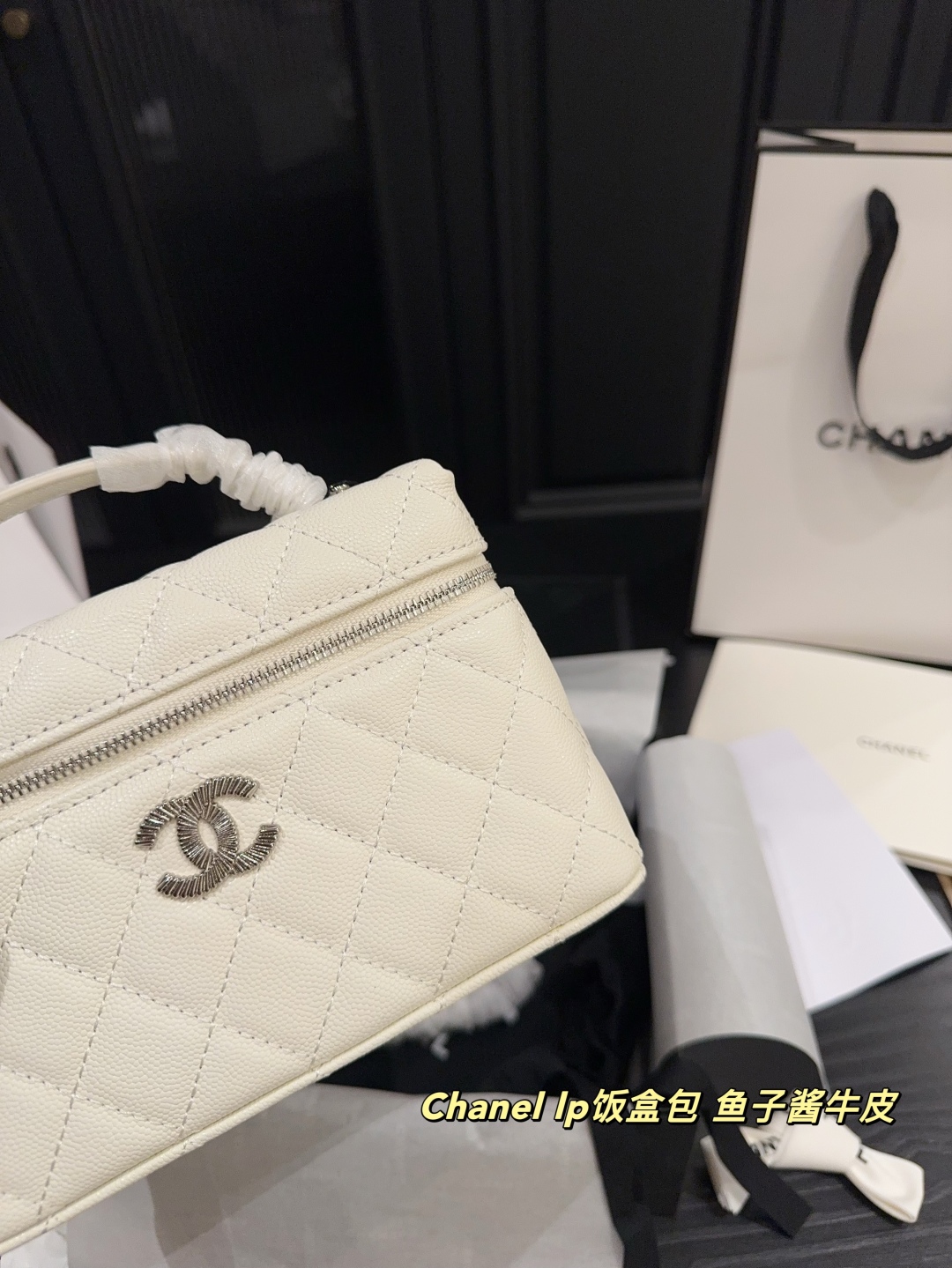 シャネルバッグ CHANEL 2025新作 チェーンバッグ