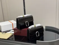 グッチバッグ GUCCI 2025新作 ハンドバッグ