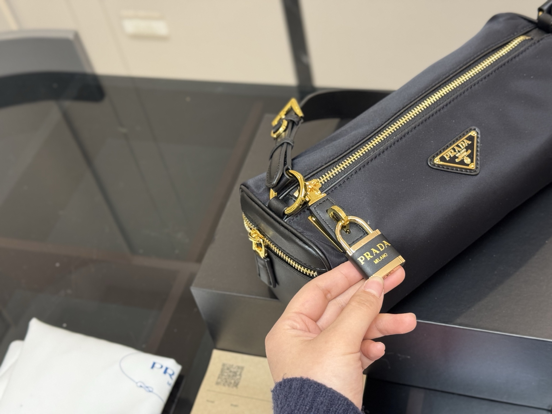 プラダバッグ PRADA 2025新作 ハンドバッグ