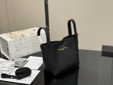 ディオールバッグ DIOR 2025新作 バケットバッグ