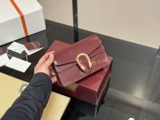 グッチバッグ GUCCI 2025新作 ハンドバッグ