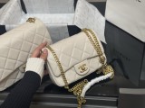 シャネルバッグ CHANEL 2025新作 チェーンバッグ