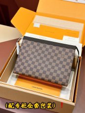 ルイヴィトンバッグ LOUIS VUITTON 高品質 2025新作 ショルダーバッグ M41696