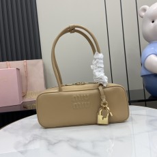ミュウミュウバッグ Miu Miu 高品質 2025新作 ショルダーバッグ
