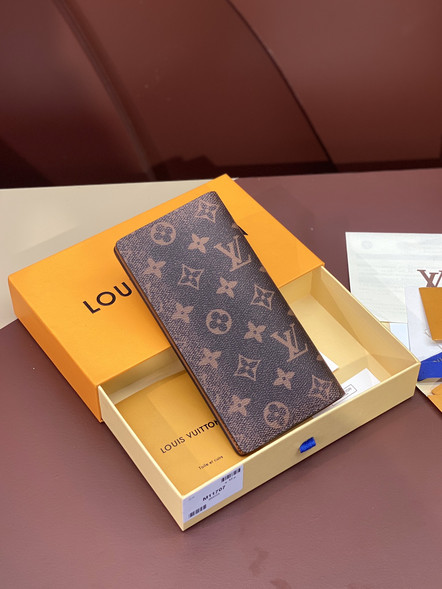 ルイヴィトン財布 LOUIS VUITTON 高品質 2025新作 財布 M11707